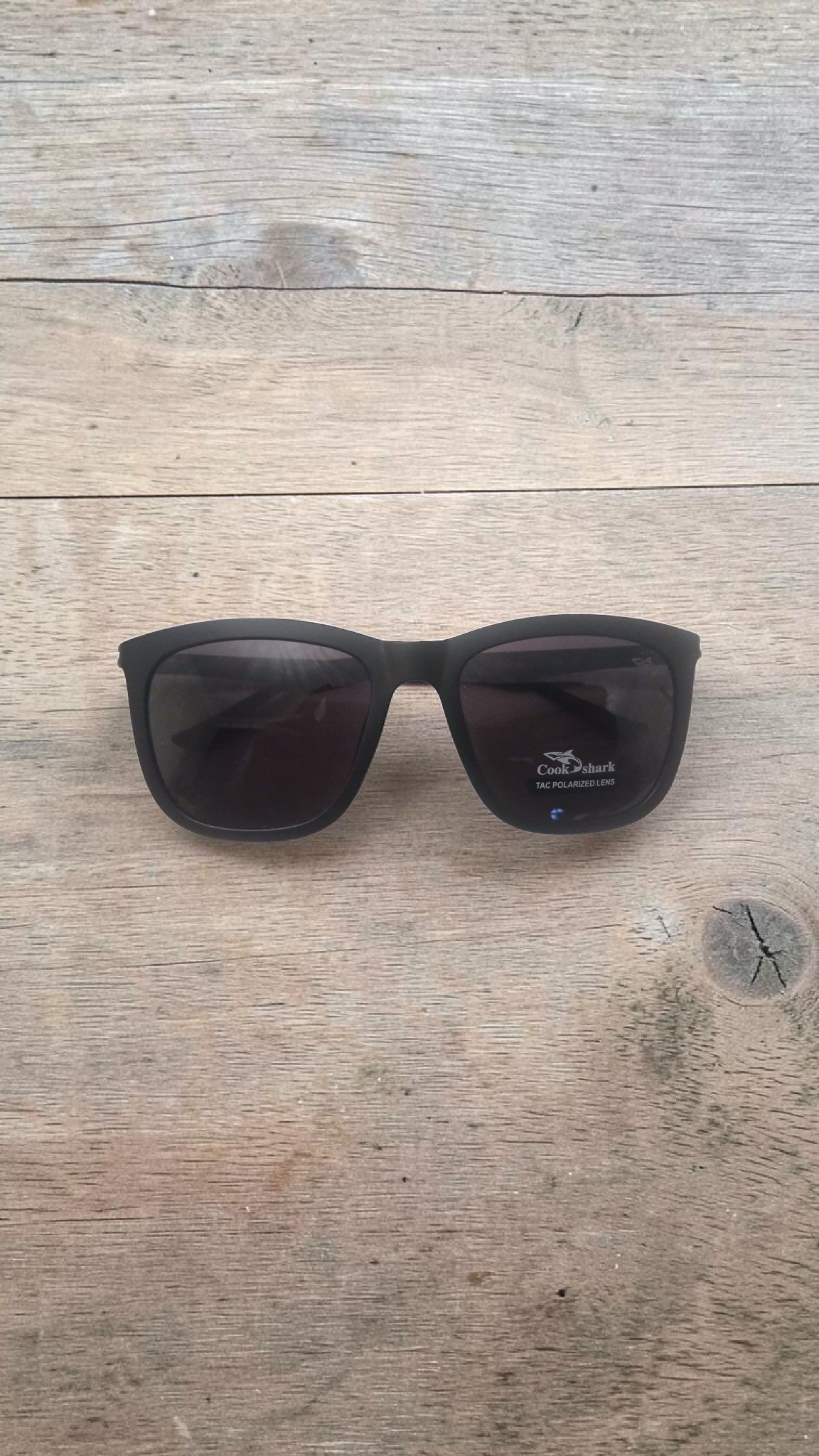 çarşıMarketim Cookshark mat siyah çerçeveli, TAC polarize lensli unisex güneş gözlüğü